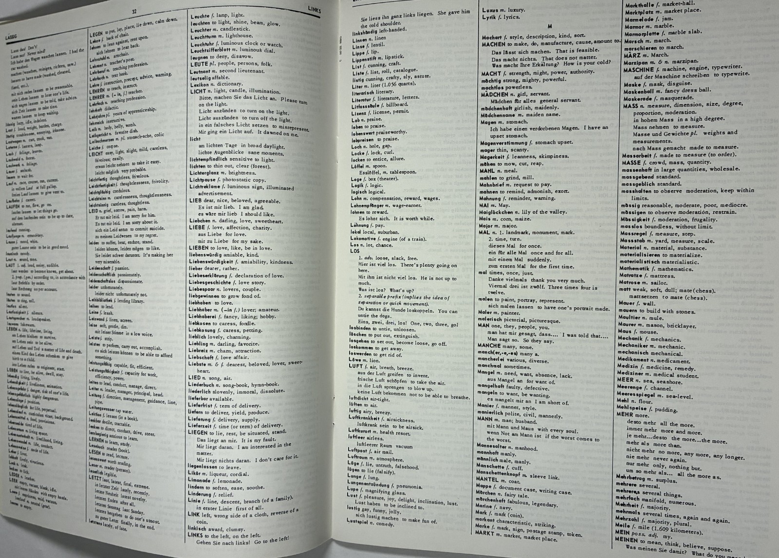 VINTAGE GERMAN LANGUAGE COURSE BOX SET. 4 33-1/3 Vinyl Albums & 2 Books. 1950s.