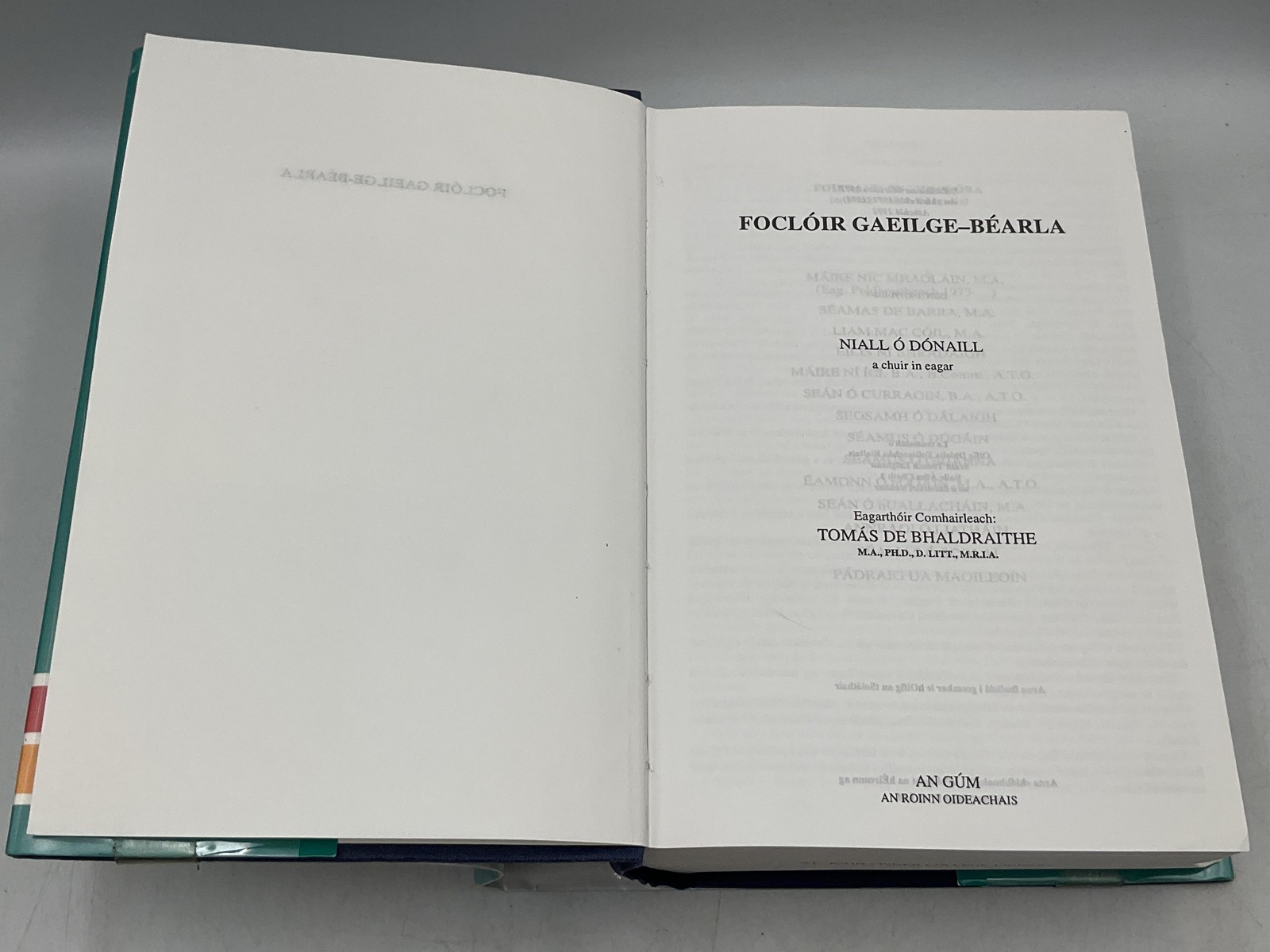 FOCLÓIR GAEILGE-BÉARLA Niall Ó Dónaill 1977 Hardcover An Gúm Irish-English