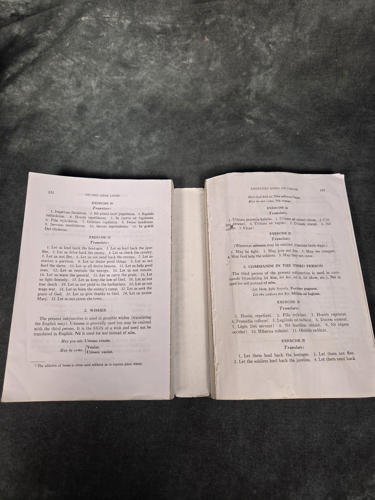 Henle Latin Ser.: Second Year Latin by Robert J. Henle (1958, Trade Paperback)