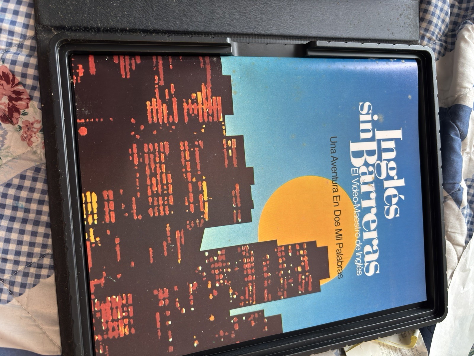 Ingles sin Barreras 11: Una Aventura En Dos Mil Palabras Cassette, VHS, textbook