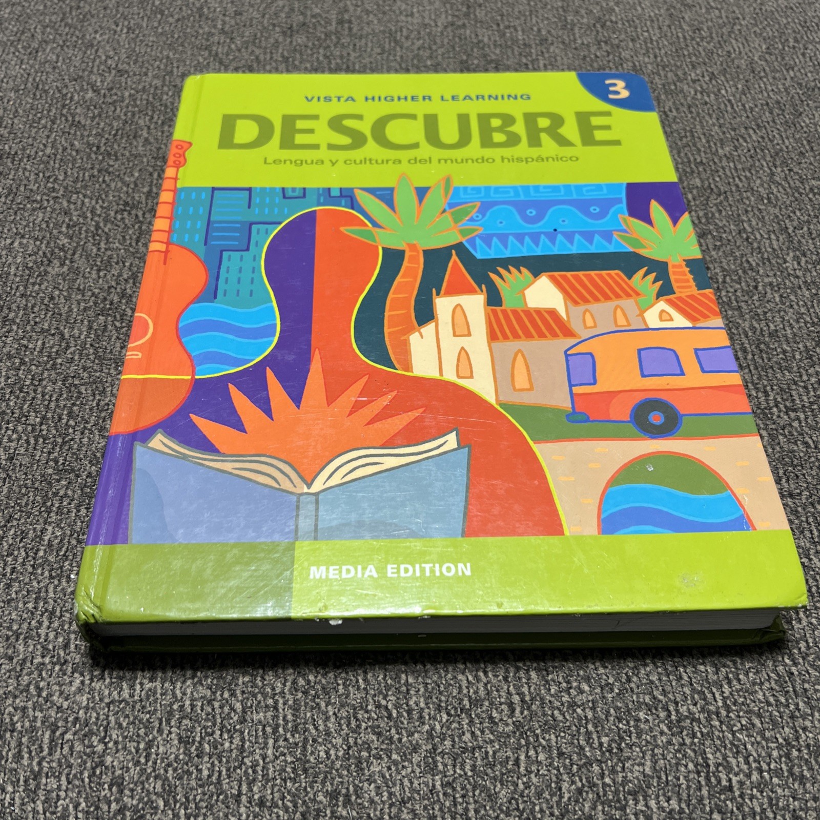 Descubre, Nivel 3, Lengua Y Cultura – Hardcover, by Sarah Kenney – Acceptable n
