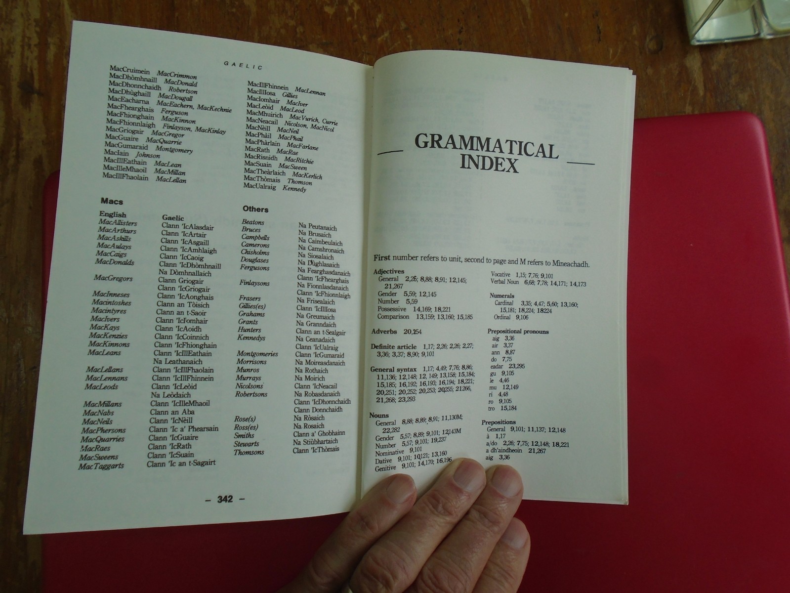 Teach Yourself Gaelic- Complete Course by Iain Taylor and Boyd Robertson…