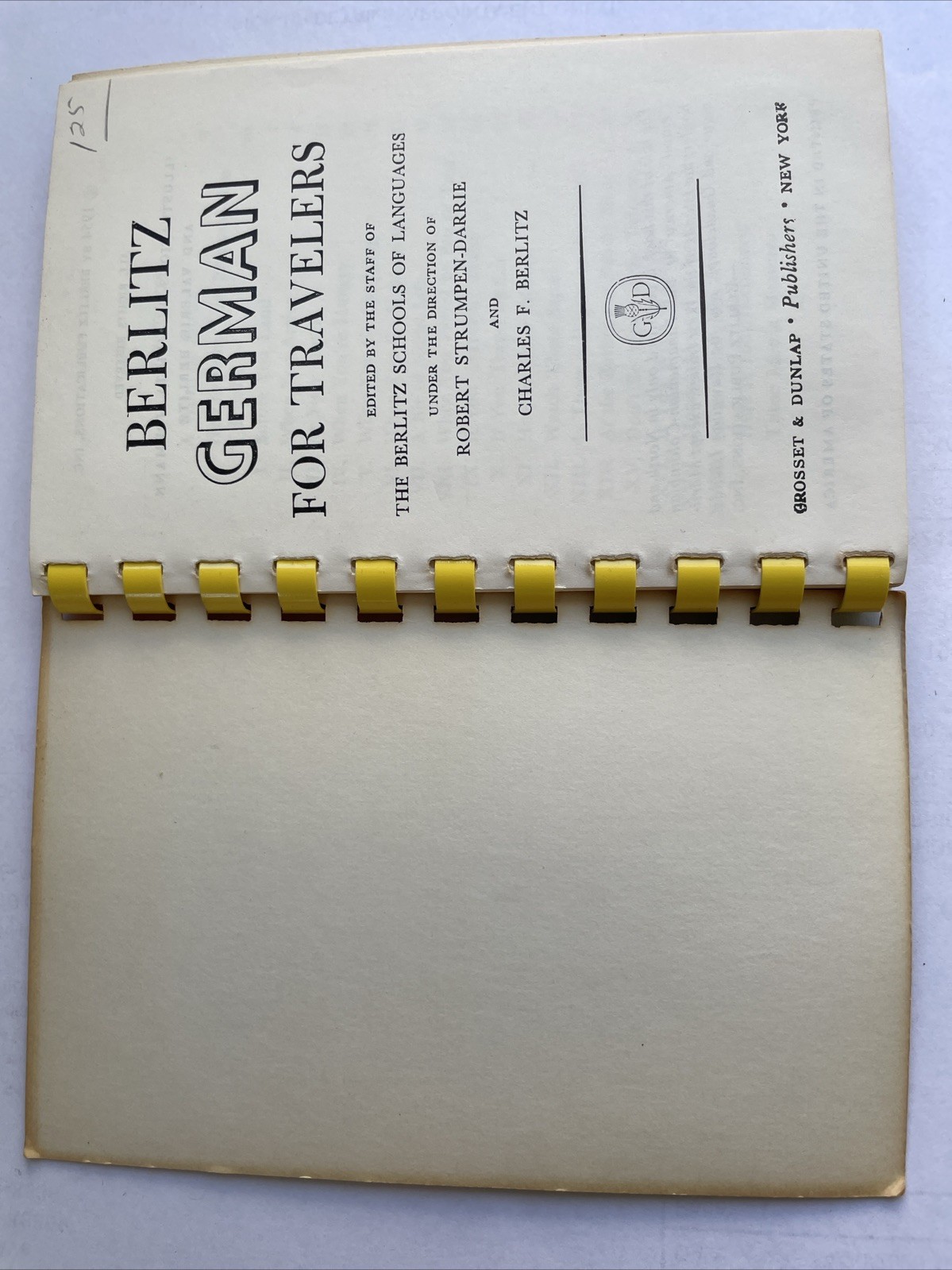 Vintage 1954 Berlitz German For Travelers Pocket Phrase Book 5.5x 4”Spiral Bound