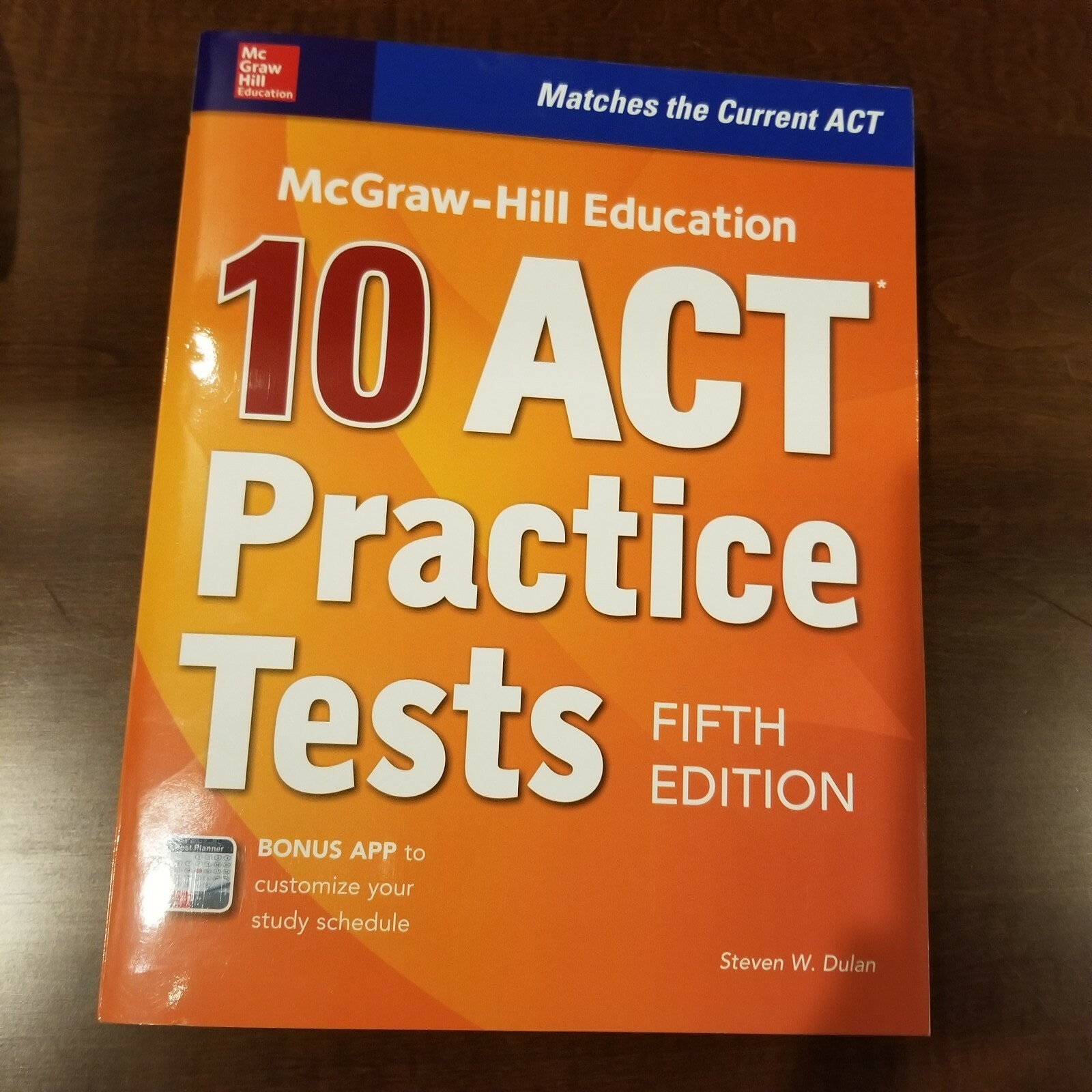 McGraw-Hill Education: 10 ACT Practice Tests, Fifth Edition (Mcgraw- Like New)