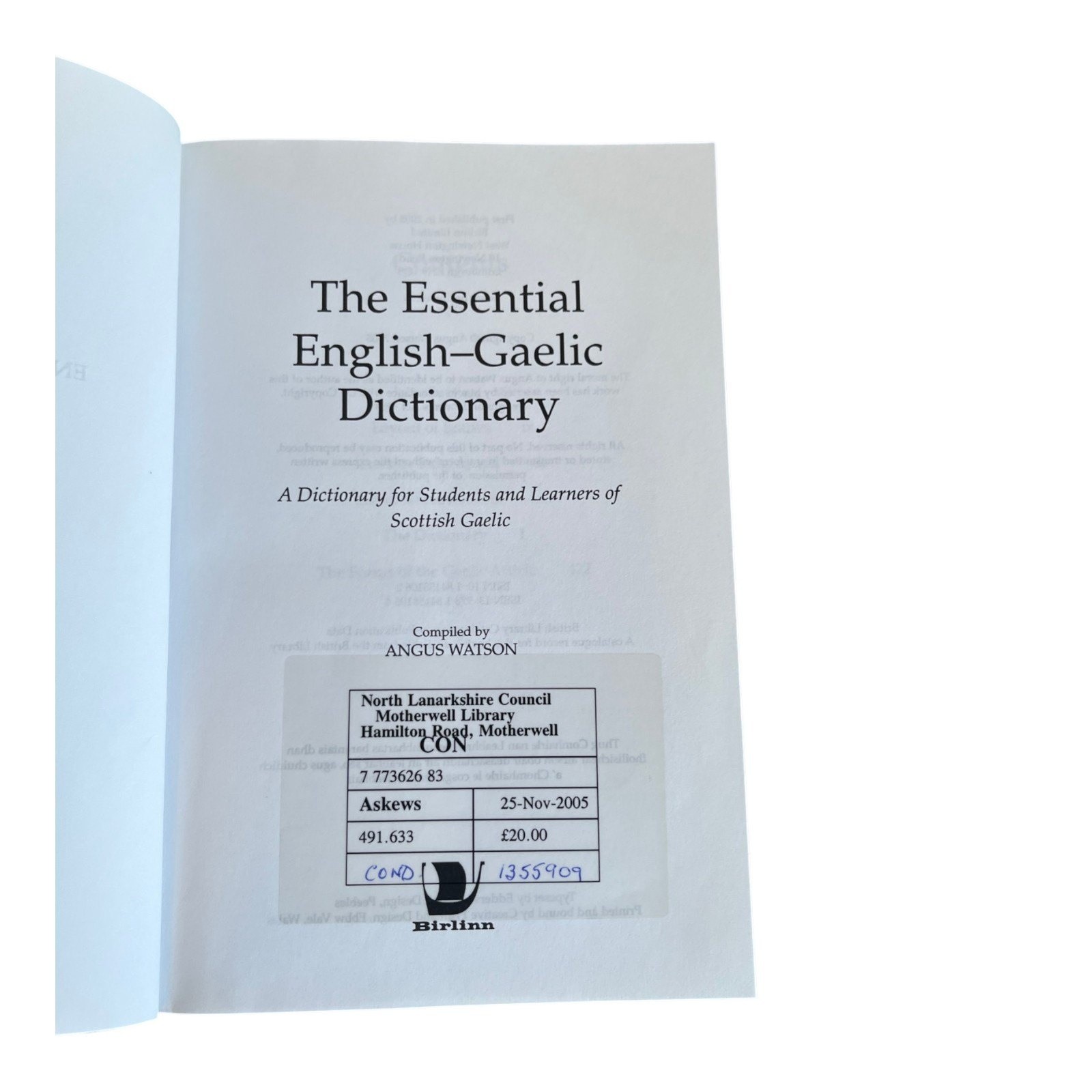 Birlinn The Essential English Gaelic Dictionary Angus Watson Paperback